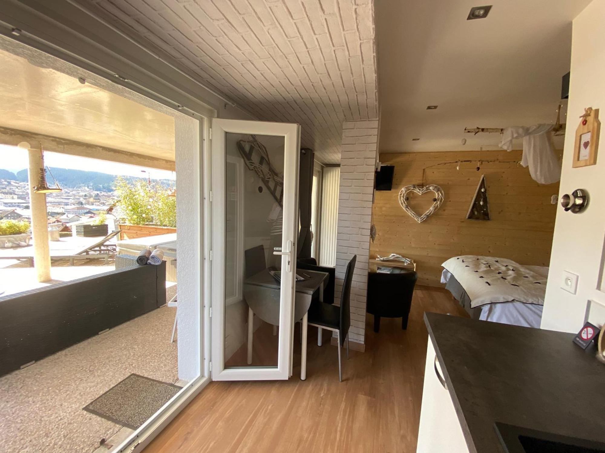 Au Nid Cosy D'Isa A Gerardmer Vosges - Spas Privatifs Экстерьер фото